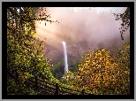 Wodospad, South Falls, Jesień, Skały, Drzewa, Trawa, Park stanowy Silver Falls, Stan Oregon, Stany Zjednoczone