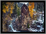 Młyn, Crystal Mill, Rzeka Crystal River, Śnieg, Skały, Drzewa, Kolorado, Stany Zjednoczone