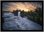 Zachód słońca, Wodospad Hensfossen, Drzewa, Honefoss, Norwegia